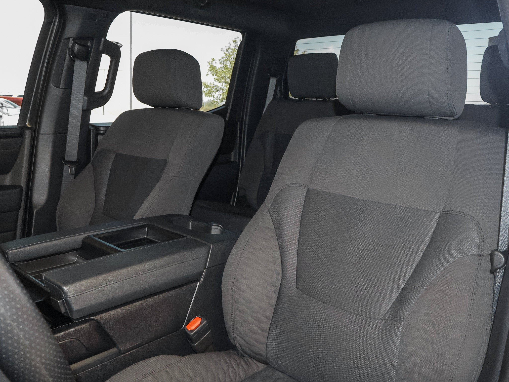 Used 2025 Toyota Tundra SR5 w/ SR5 Convenience Package AWD/4WD image 24