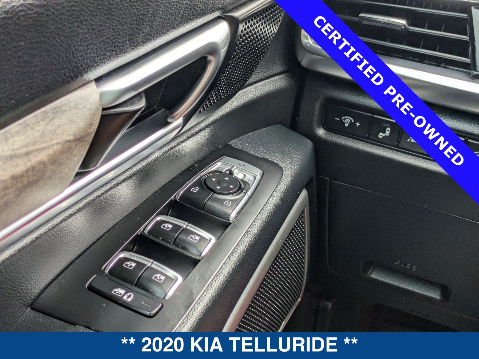 Used 2020 Kia Telluride EX FWD image 27