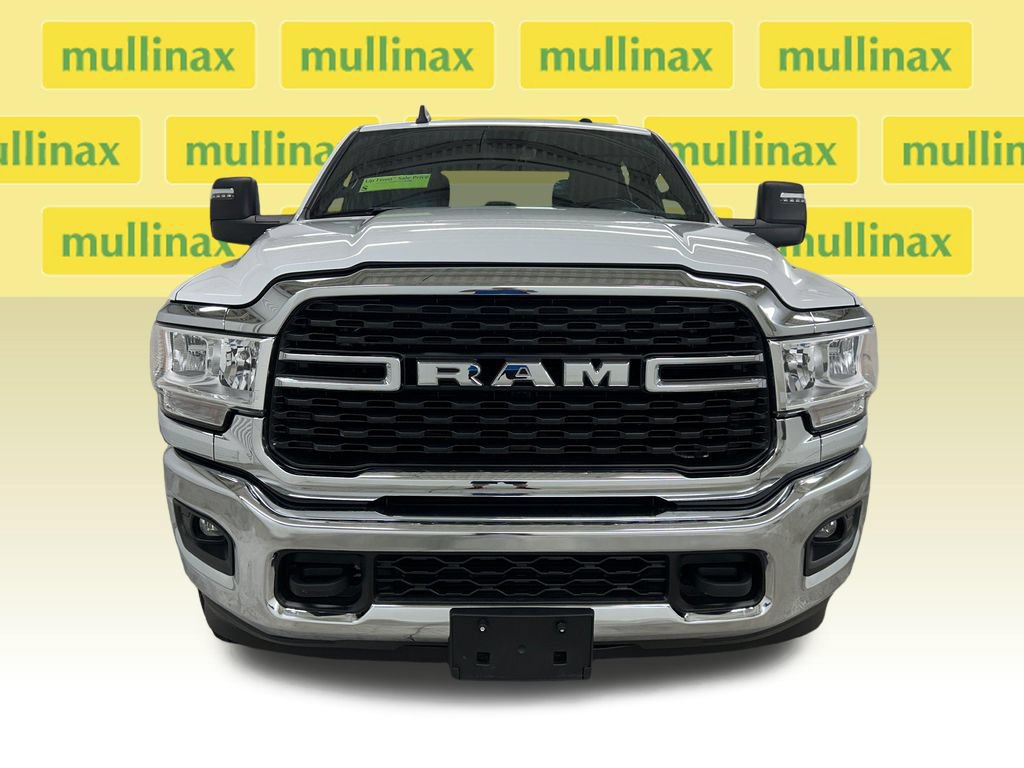 Used 2024 RAM 3500 Big Horn AWD/4WD image 15