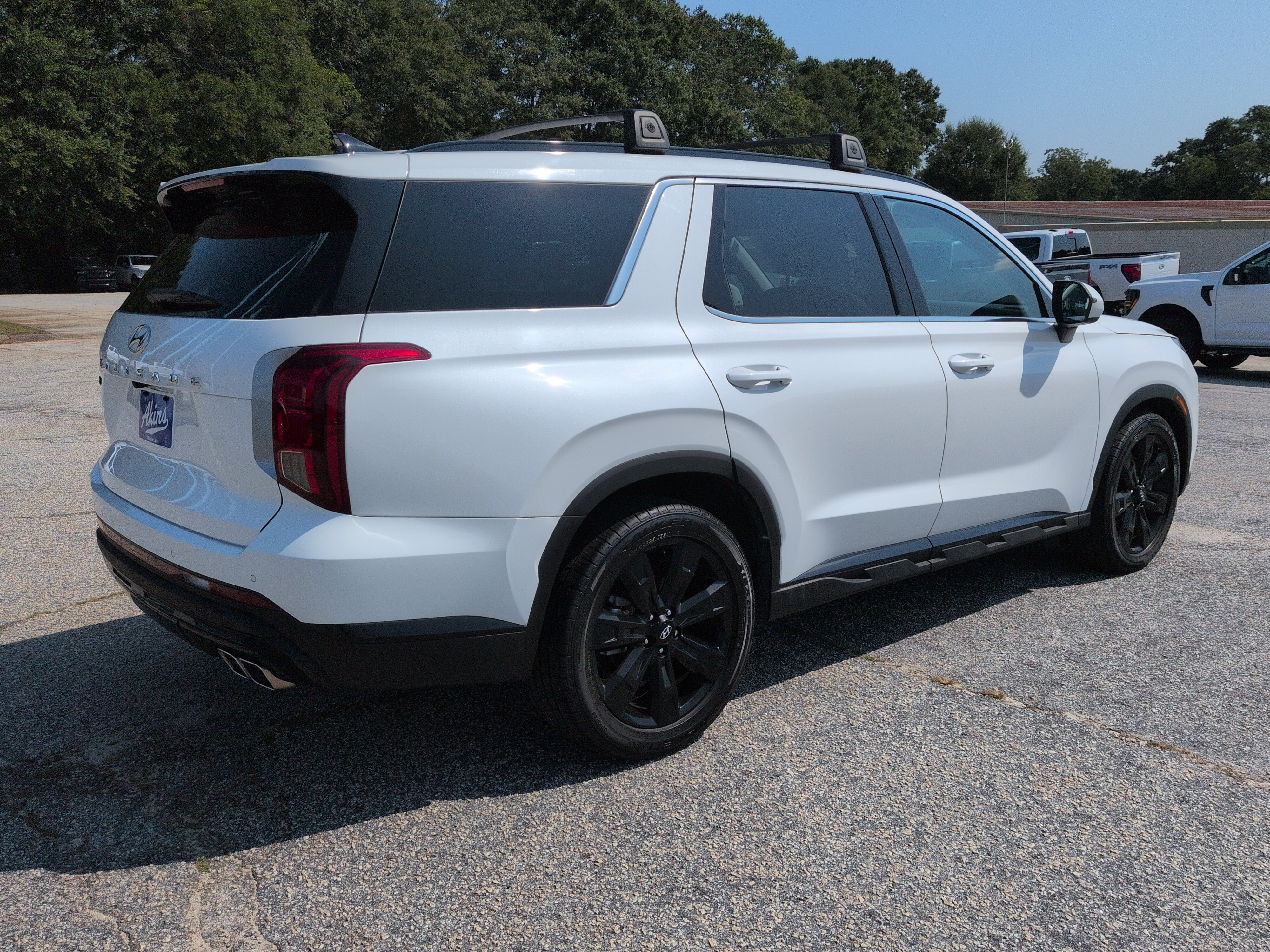 Used 2023 Hyundai Palisade XRT FWD image 3