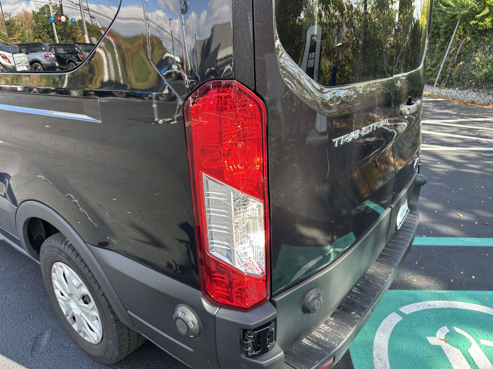 Certified 2024 Ford Transit 350 XLT RWD image 10
