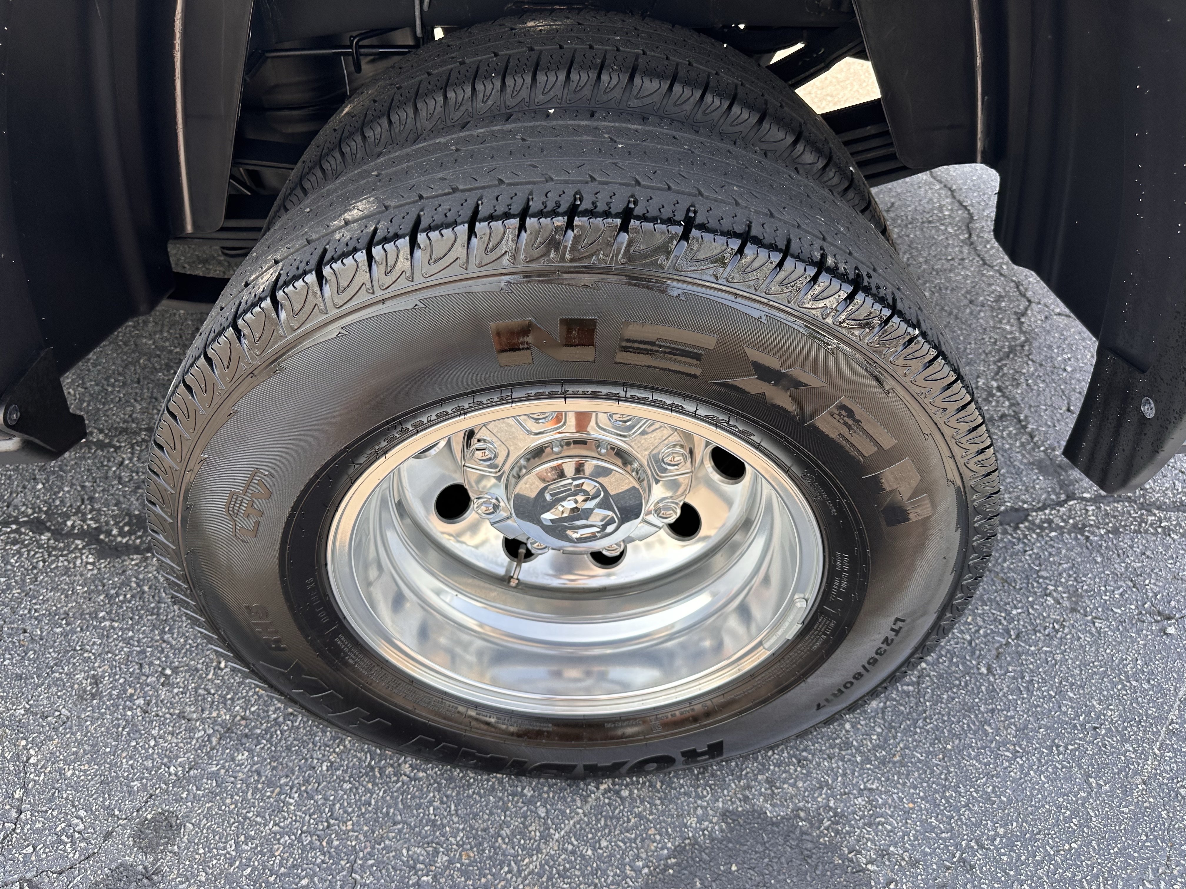 Used 2025 RAM 3500 Big Horn AWD/4WD image 31
