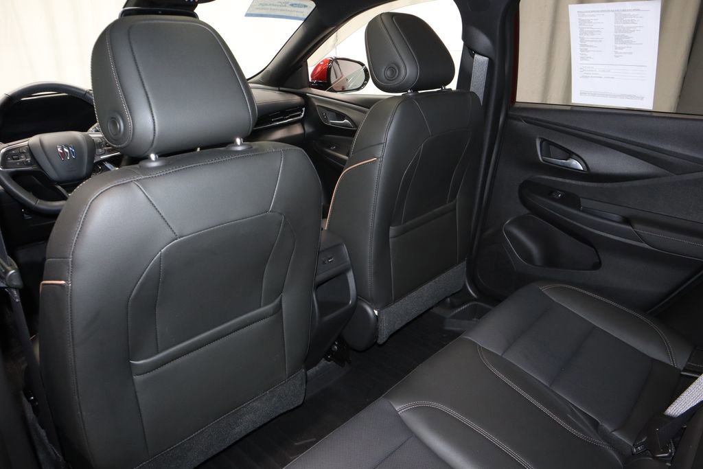 Used 2025 Buick Envista Avenir FWD image 18