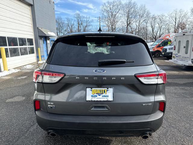 Certified 2022 Ford Escape SE w/ SE Sport Appearance Package image 3