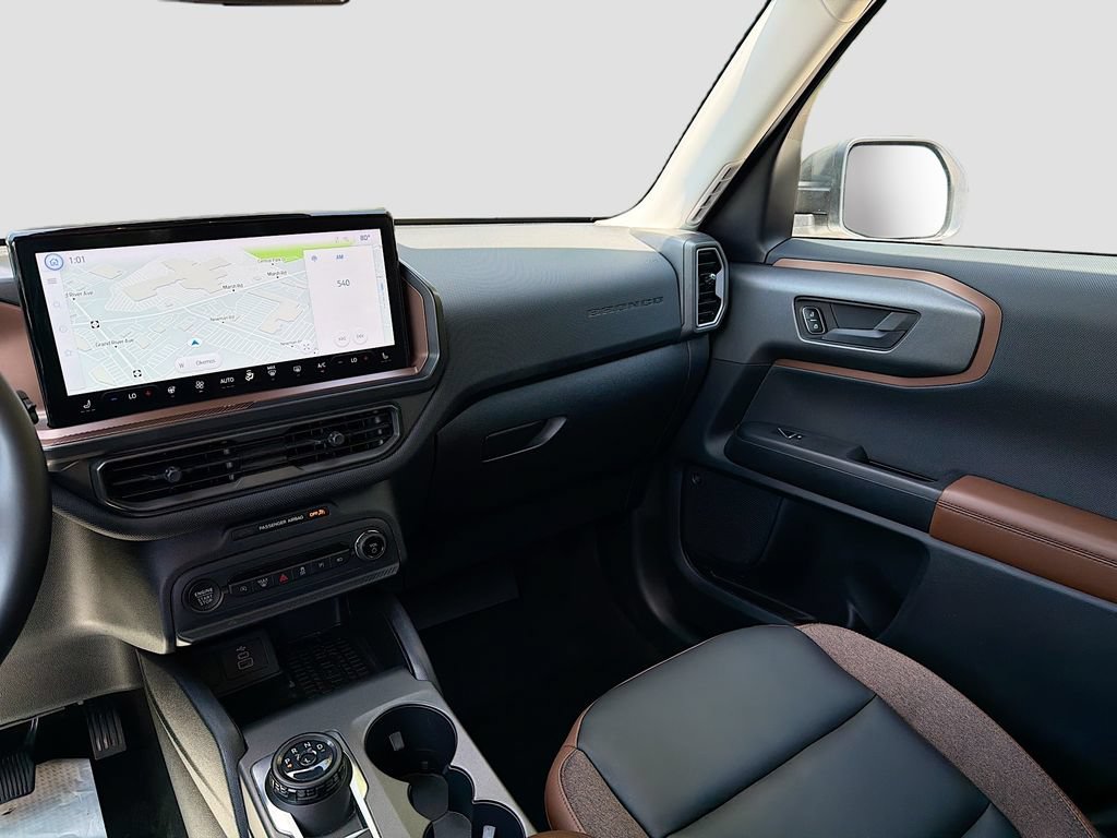 Certified 2025 Ford Bronco Sport Outer Banks w/ Outer Banks Tech Package+ AWD/4WD image 26