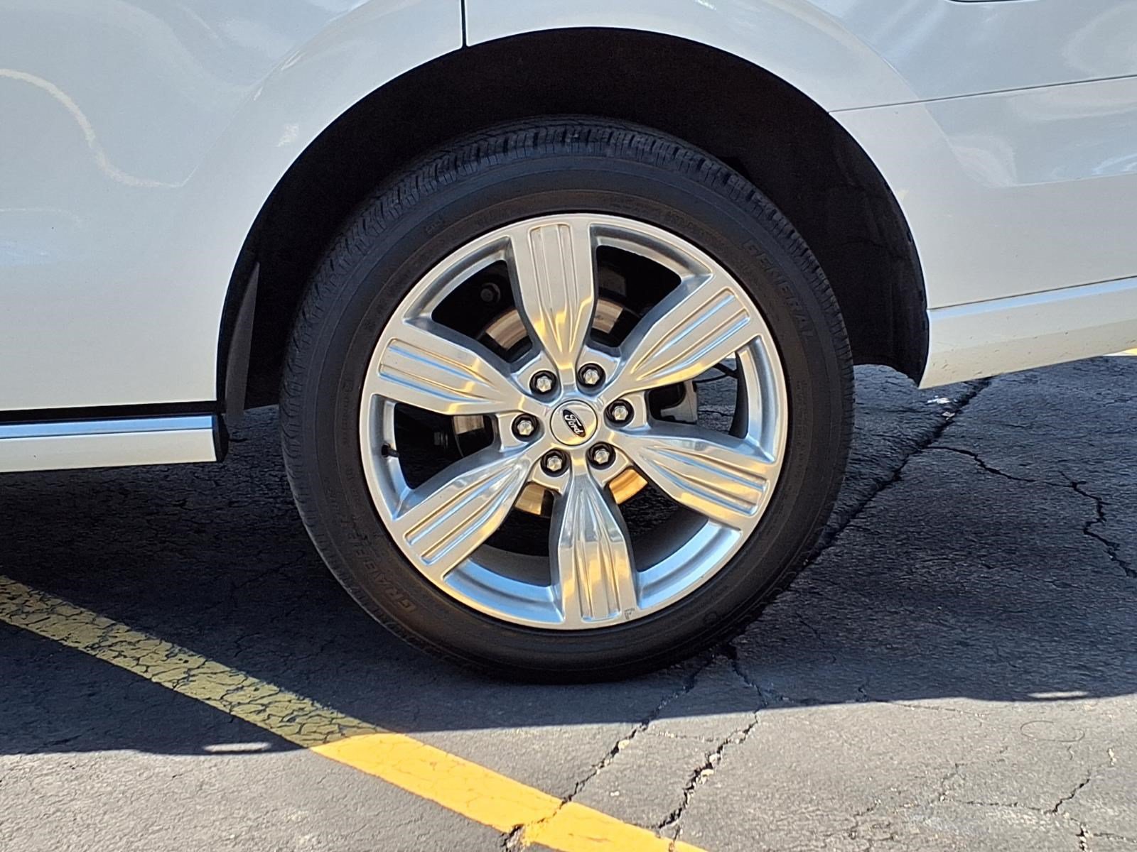 Certified 2023 Ford Expedition Platinum RWD image 10