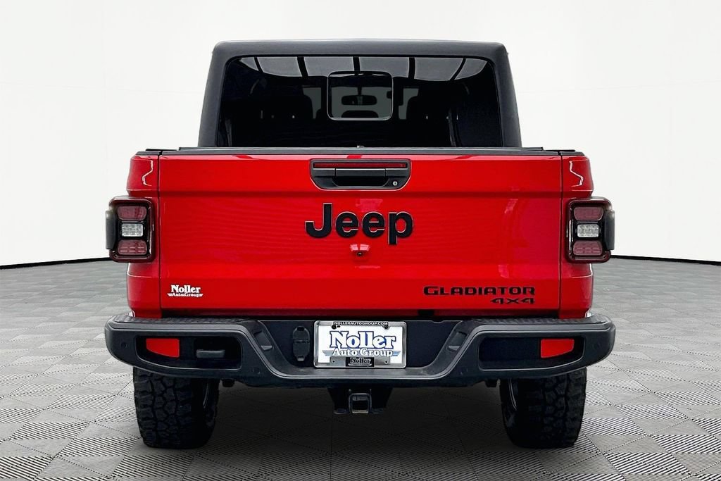 Used 2023 Jeep Gladiator Sport AWD/4WD image 4