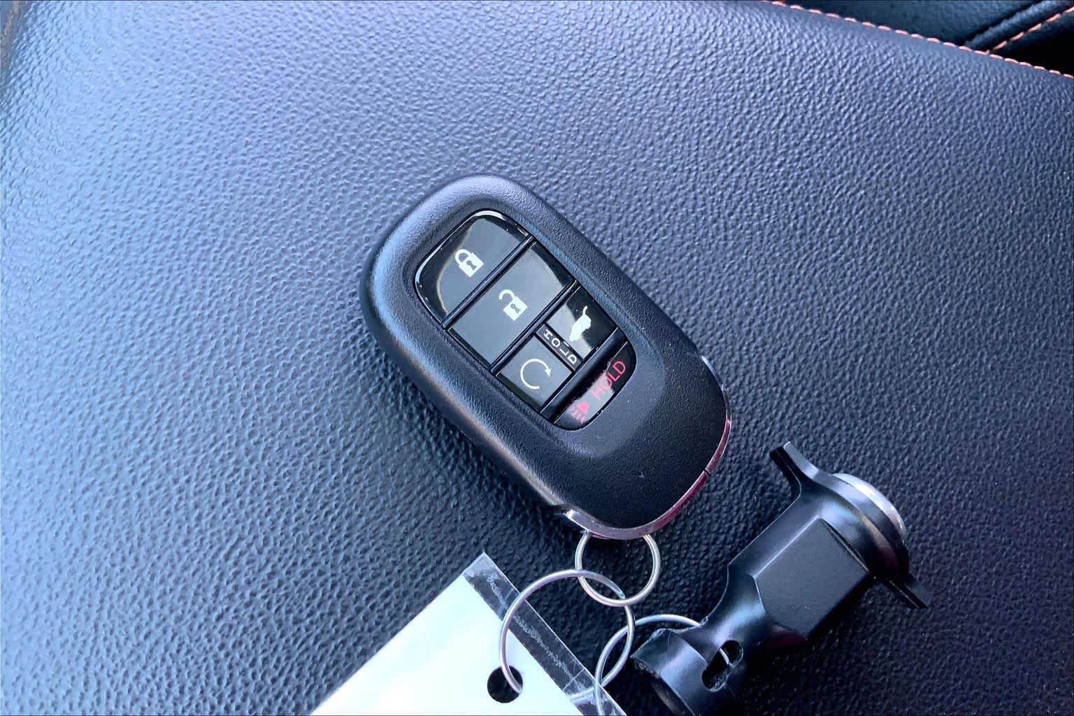 Used 2025 Honda CR-V Sport-L image 15