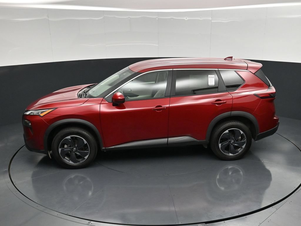 Used 2025 Nissan Rogue SV AWD/4WD image 48