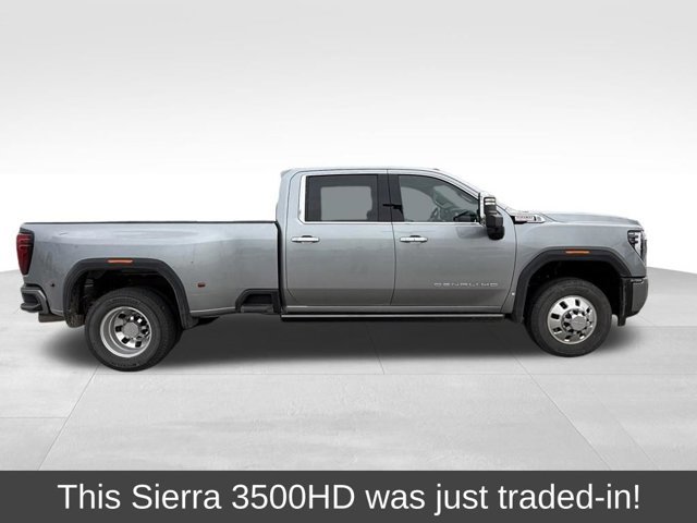 Used 2024 GMC Sierra 3500 Denali w/ Denali Reserve Package AWD/4WD image 1