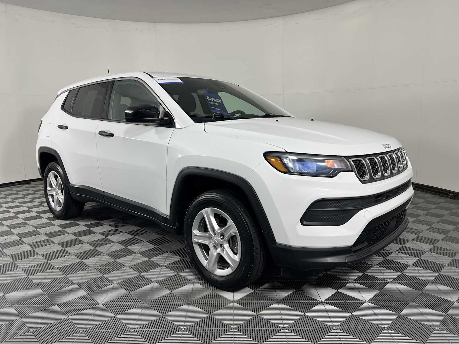 Used 2023 Jeep Compass Sport