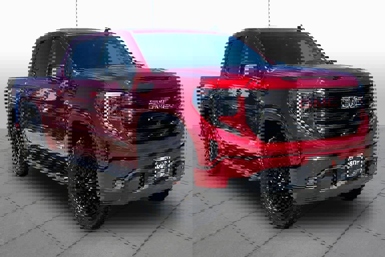 Used 2022 GMC Sierra 1500 Elevation w/ Elevation Premium Package AWD/4WD image 3