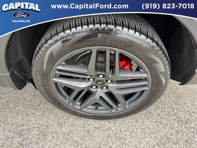 Certified 2025 Ford Explorer ST-Line w/ Premium Package image 13