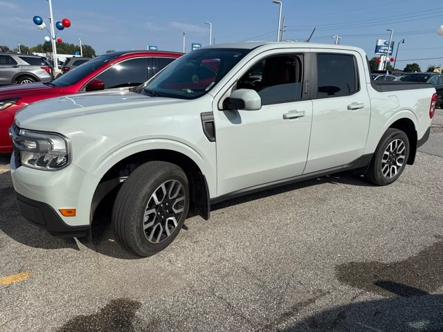 Certified 2022 Ford Maverick Lariat w/ Lariat Luxury Package FWD image 2
