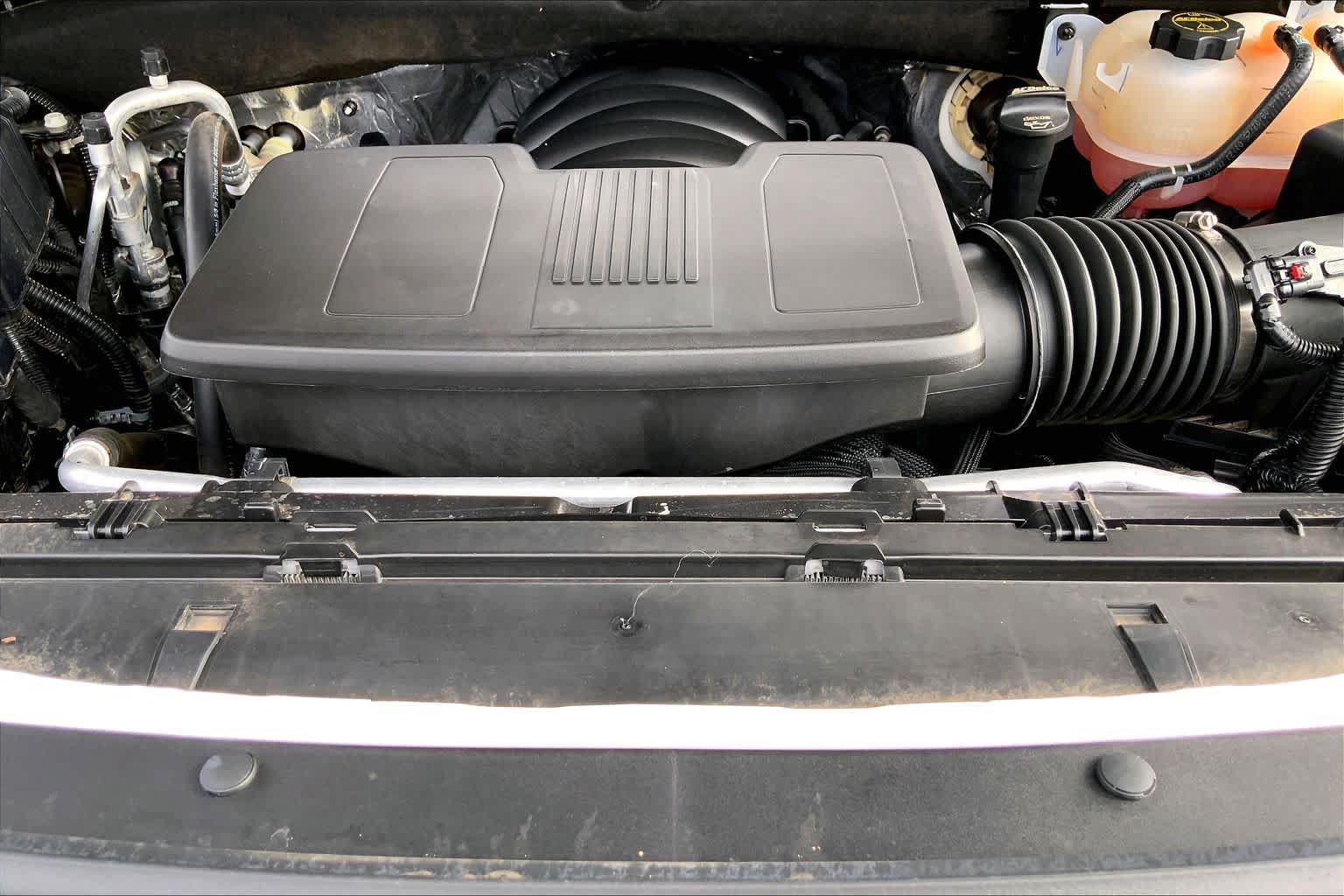 Used 2025 GMC Yukon XL Denali Ultimate w/ LPO, Floor Liner Package AWD/4WD image 33