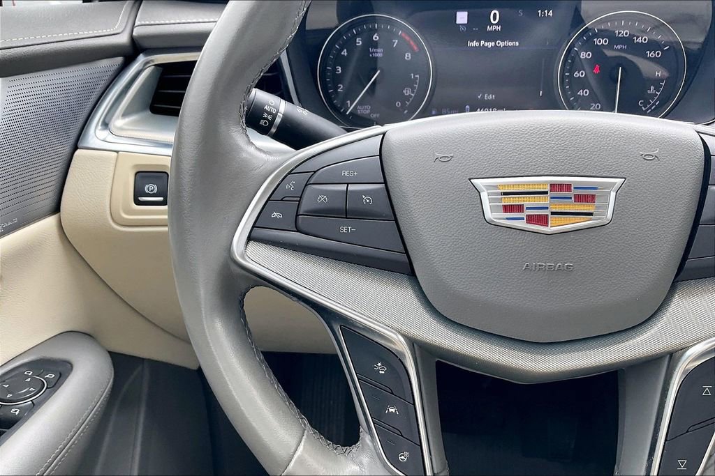 Used 2023 Cadillac XT5 Premium Luxury w/ Technology Package FWD image 10