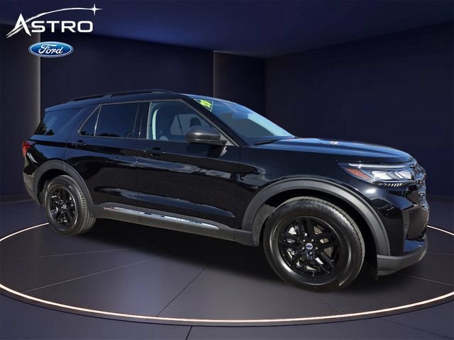 Certified 2025 Ford Explorer Active w/ Active Comfort Package