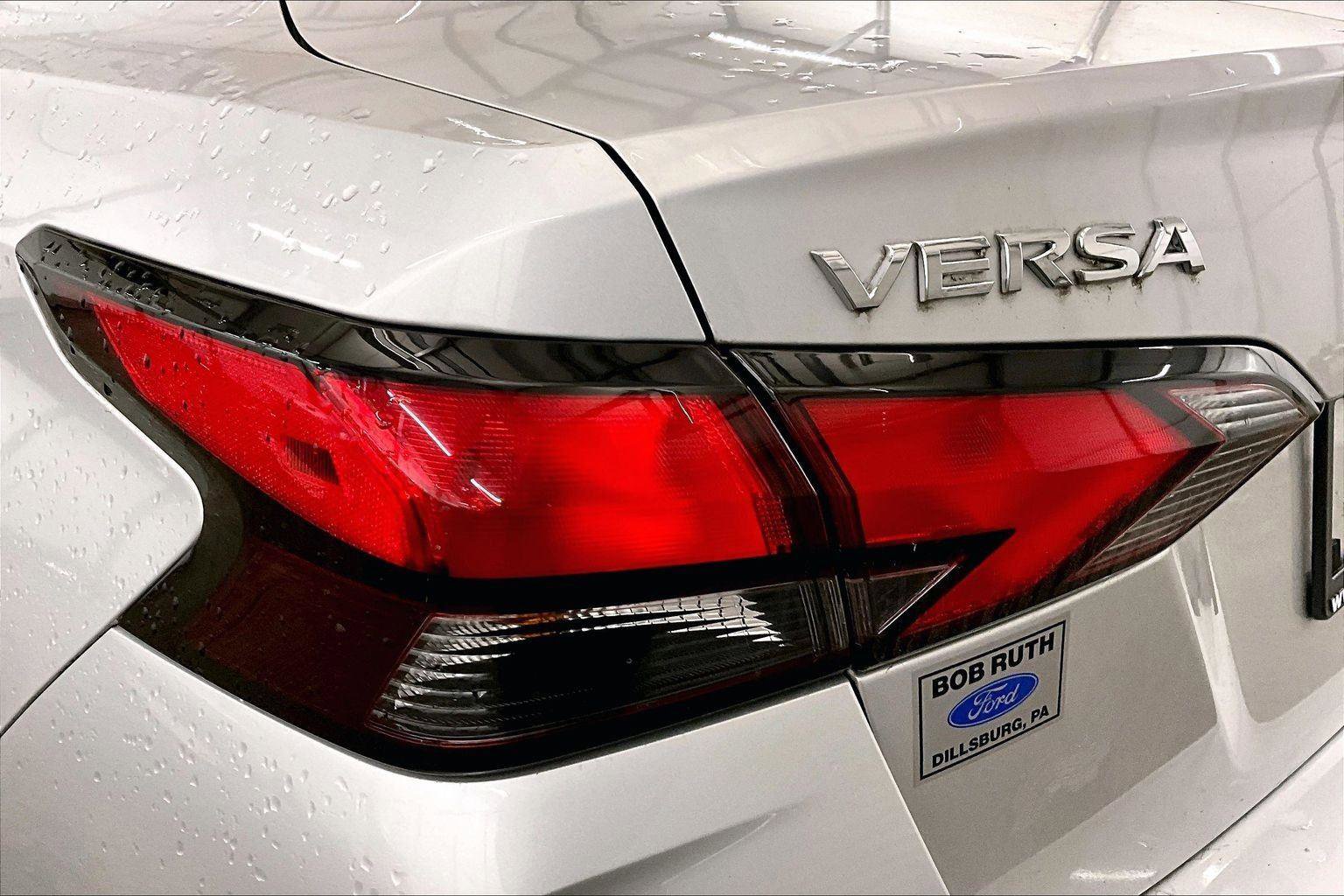 Used 2024 Nissan Versa S w/ Trunk Package image 28