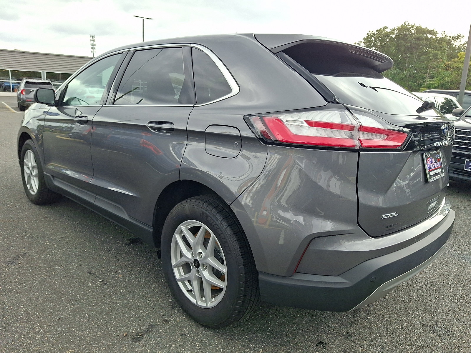 Certified 2024 Ford Edge SEL w/ Convenience Package AWD/4WD image 7