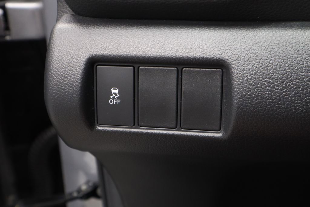 Used 2025 Honda Pilot Sport image 28