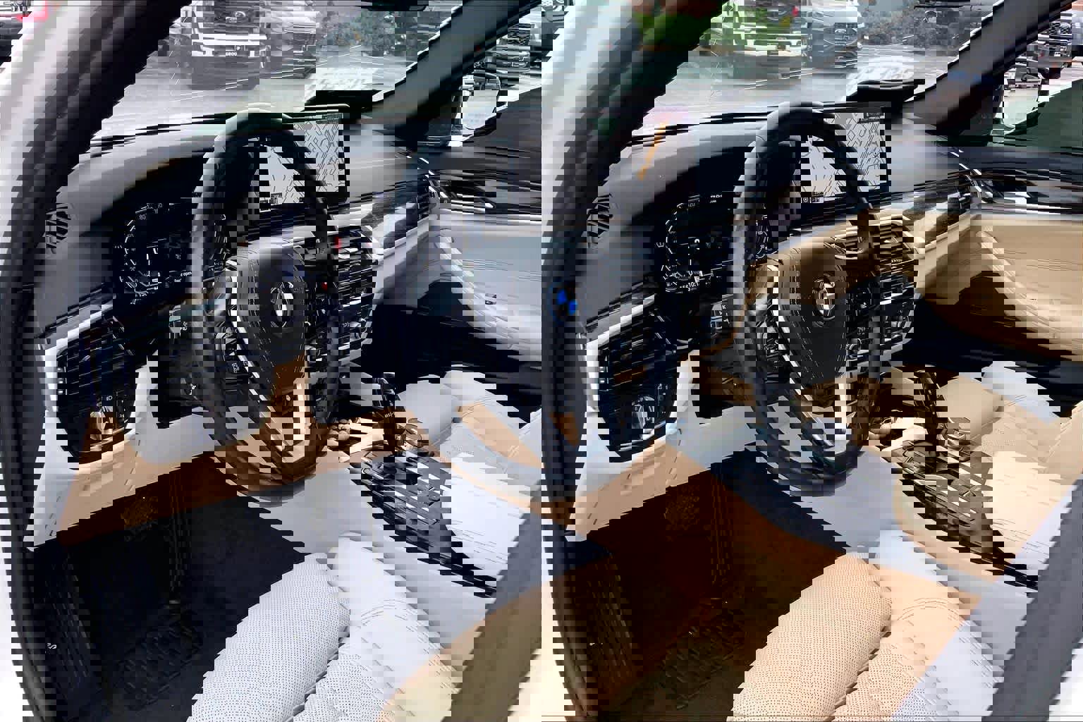 Used 2023 BMW 530e 530e image 16