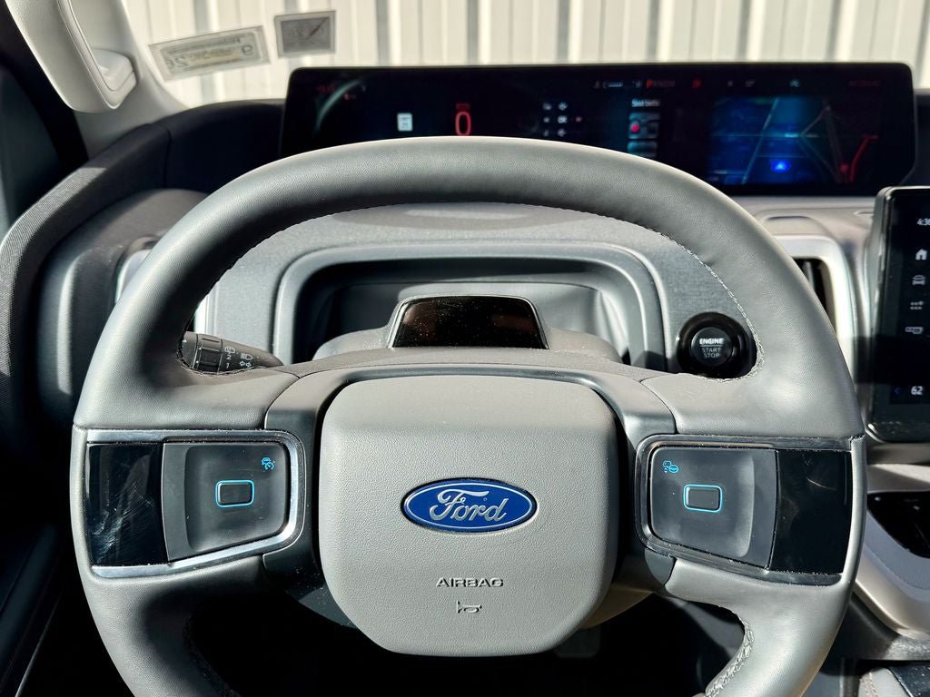 Certified 2025 Ford Expedition Active AWD/4WD image 24