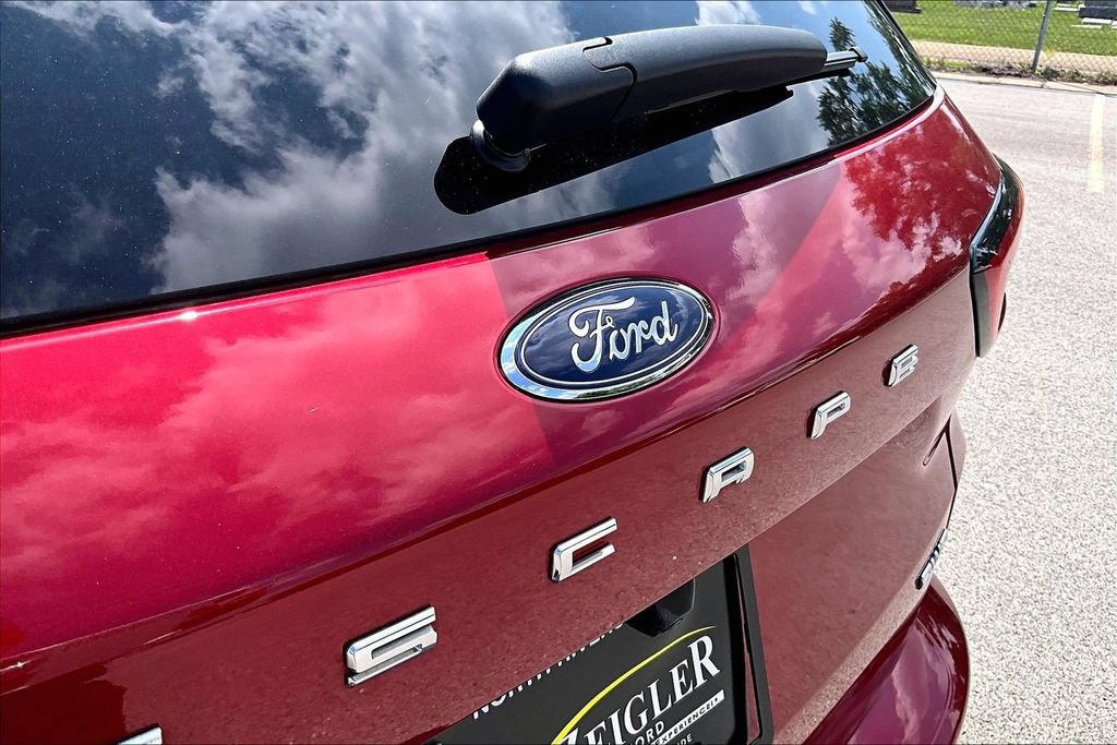 Certified 2024 Ford Escape ST-Line AWD/4WD image 31
