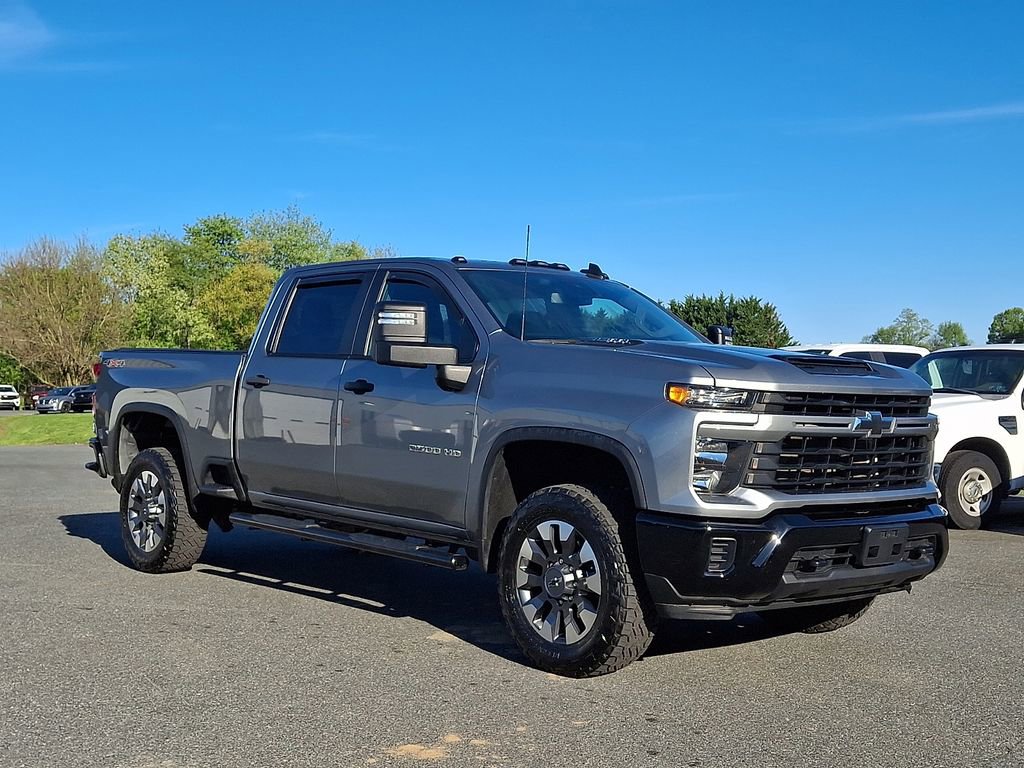Used 2024 Chevrolet Silverado 2500 Custom w/ Custom Value Package AWD/4WD image 1