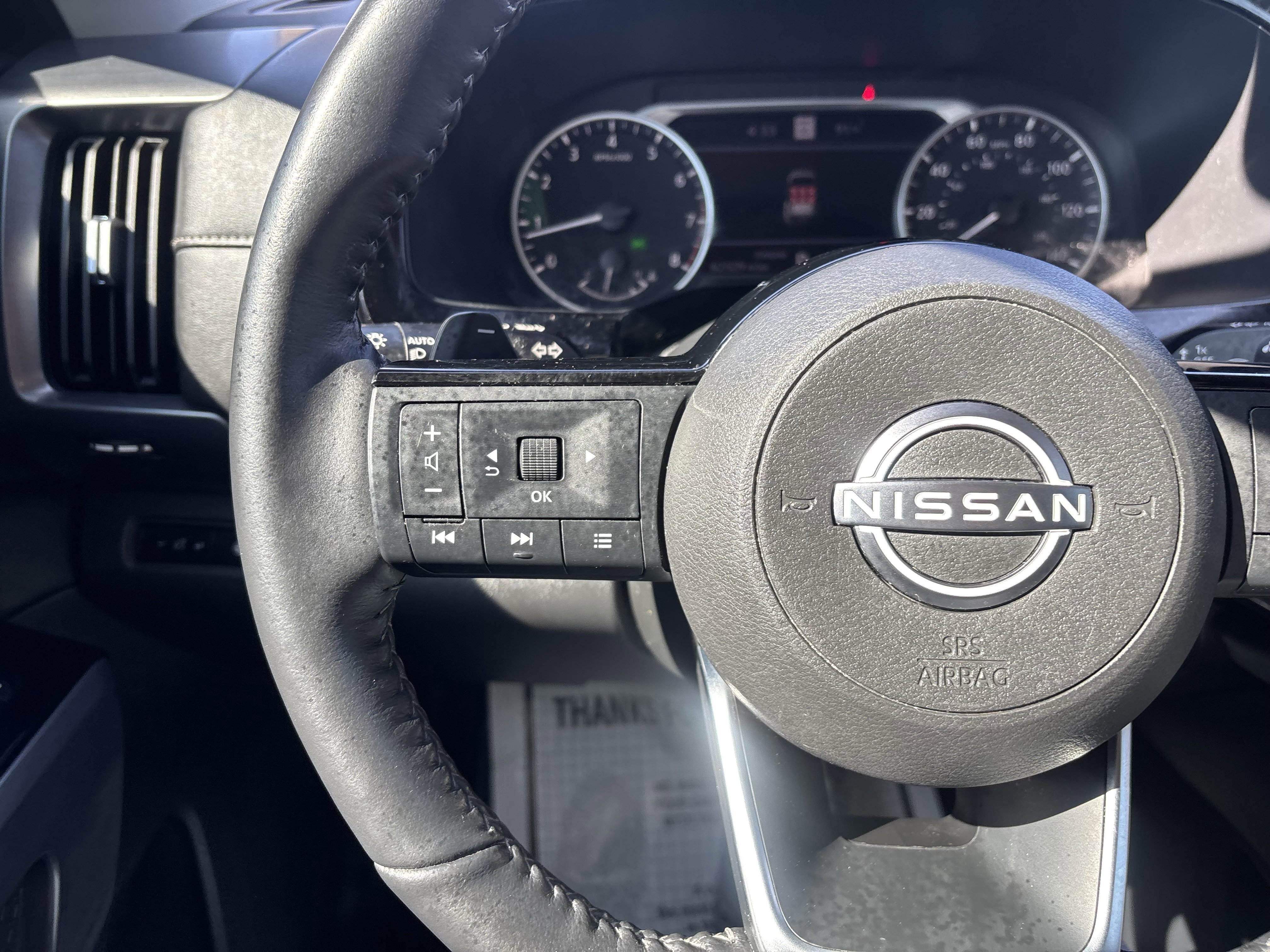 Used 2023 Nissan Pathfinder SL image 31