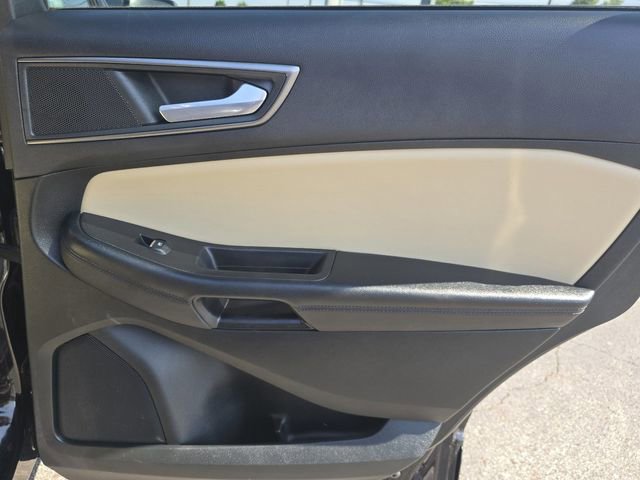Certified 2022 Ford Edge SE w/ Black Appearance Package AWD/4WD image 21