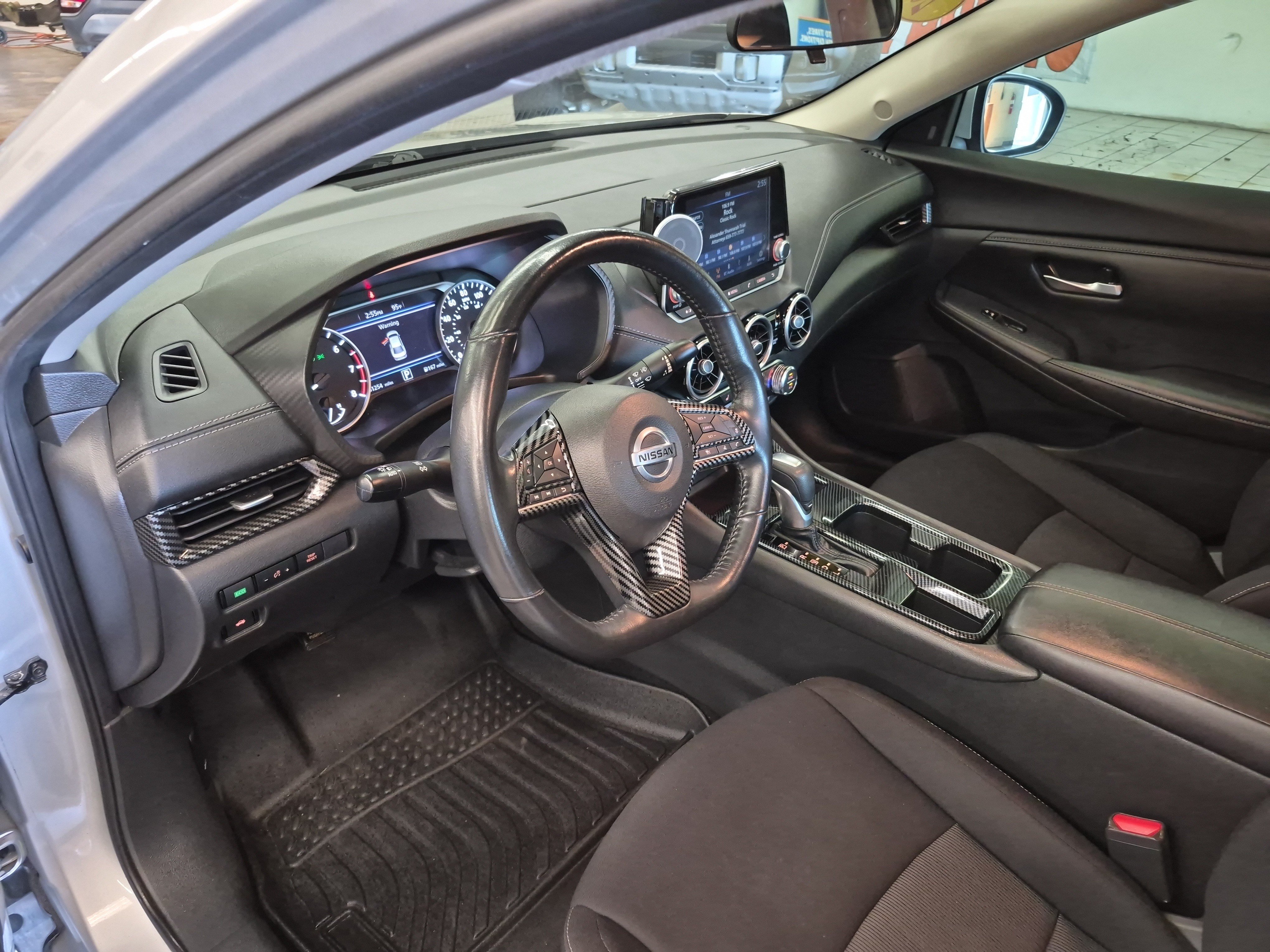 Used 2022 Nissan Sentra SV w/ All-Weather Package FWD image 12