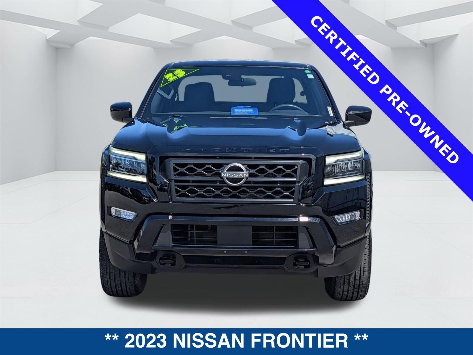Used 2023 Nissan Frontier SV w/ Midnight Edition Package image 9