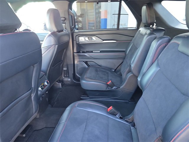 Certified 2025 Ford Explorer ST image 11