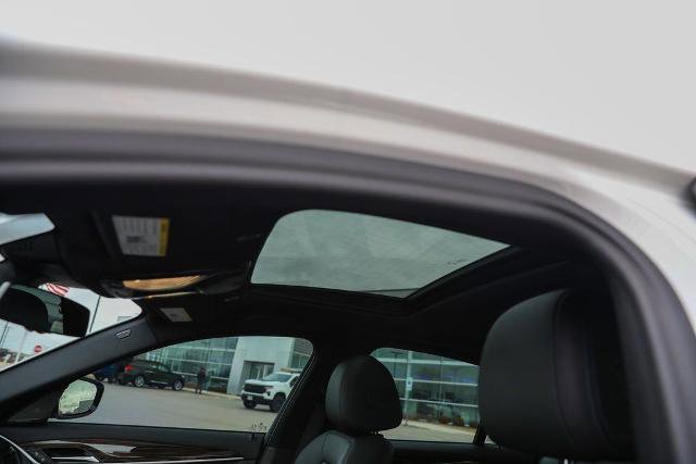 Used 2019 BMW 540i xDrive image 17