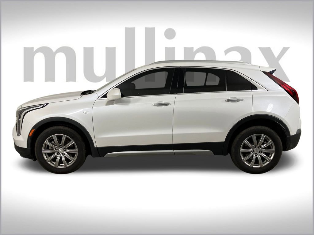 Used 2020 Cadillac XT4 Premium Luxury image 2
