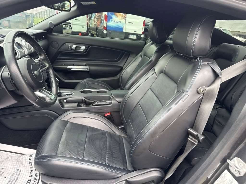Certified 2019 Ford Mustang GT Premium w/ Equipment Group 401A RWD image 4
