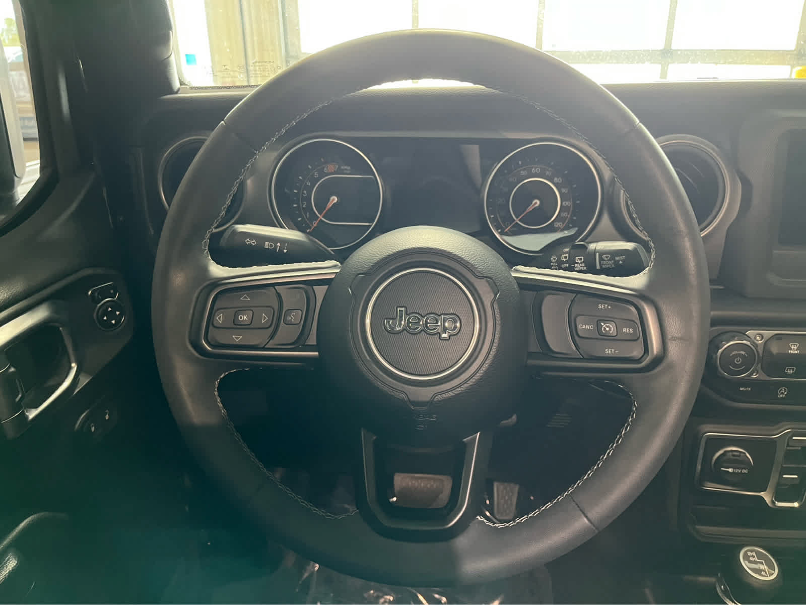 Used 2023 Jeep Wrangler Unlimited Sport AWD/4WD image 13