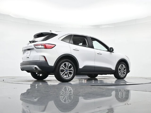 Certified 2022 Ford Escape SEL FWD image 35