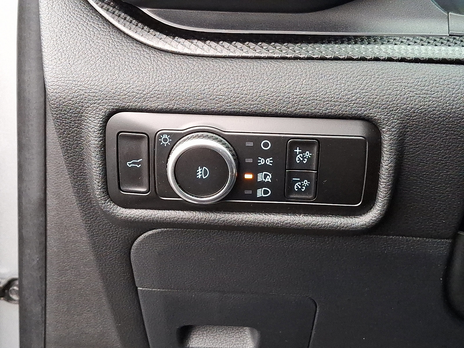 Certified 2023 Ford Explorer ST w/ Equipment Group 401A image 28