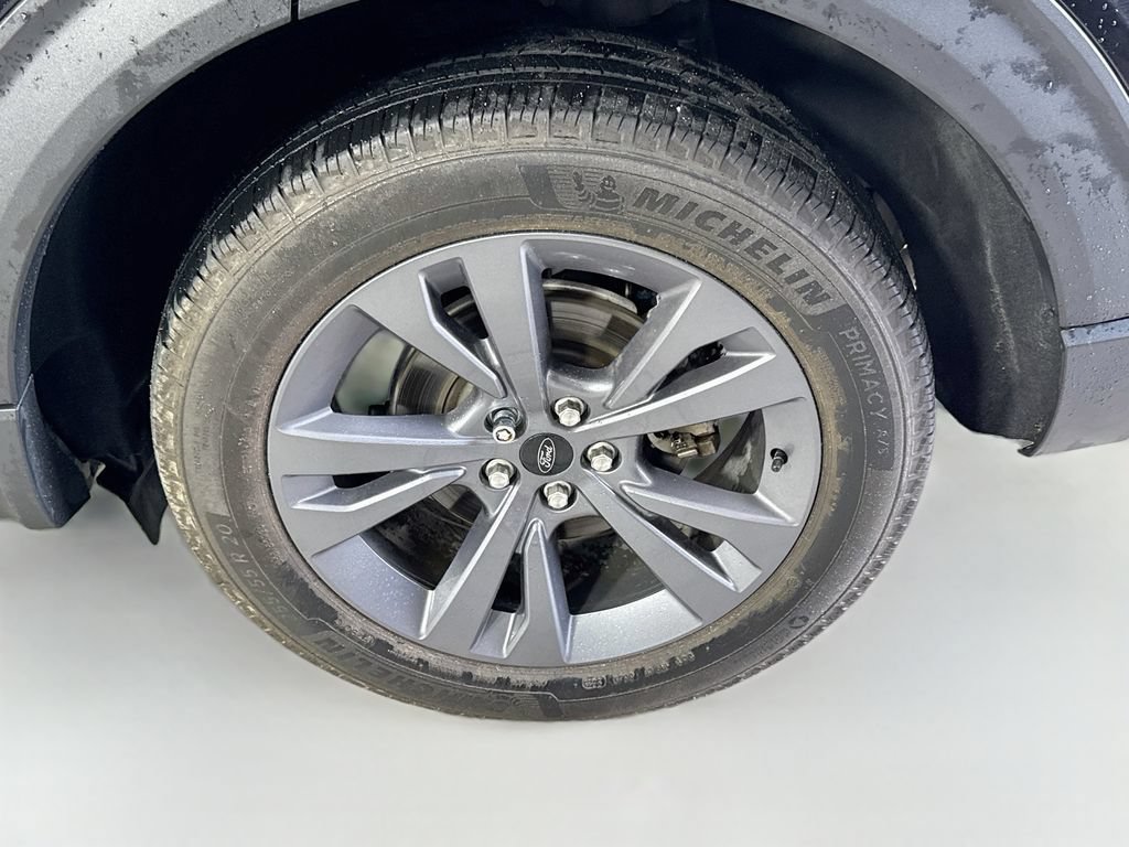 Certified 2023 Ford Explorer XLT w/ Equipment Group 202A AWD/4WD image 32