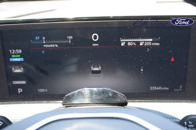 Used 2023 Nissan Ariya AWD/4WD image 25