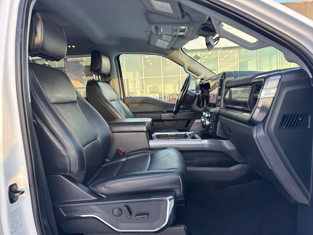 Certified 2024 Ford F350 Lariat w/ Chrome Package image 34