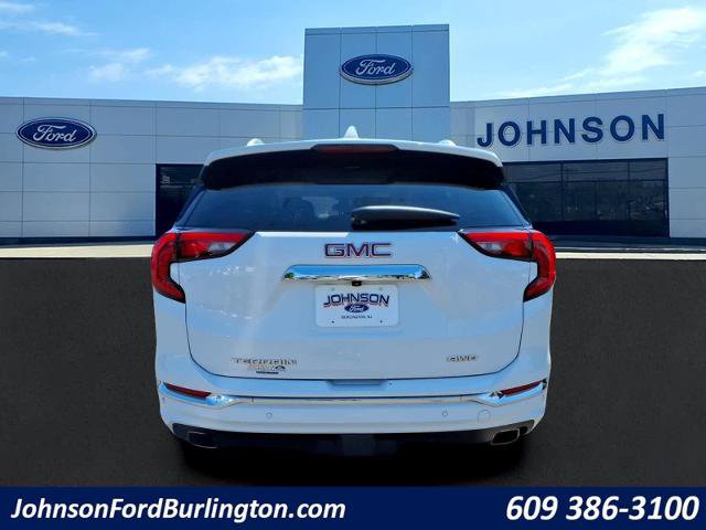 Used 2020 GMC Terrain Denali w/ LPO, Floor Liner Package AWD/4WD image 4