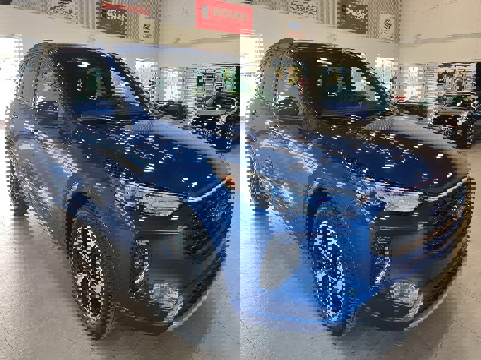 Certified 2023 Ford Escape ST-Line Elite w/ Premium Technology Package image 7