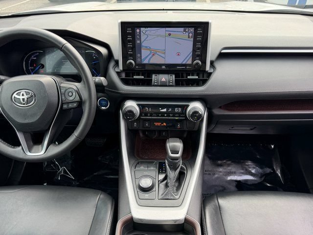 Used 2020 Toyota RAV4 Limited w/ All Weather Liner Package AWD/4WD image 13