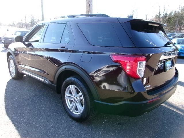 Certified 2023 Ford Explorer XLT AWD/4WD image 9