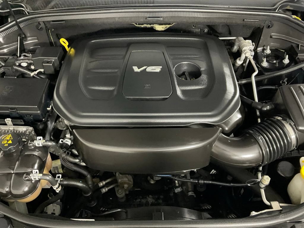 Used 2018 Jeep Grand Cherokee Laredo RWD image 9