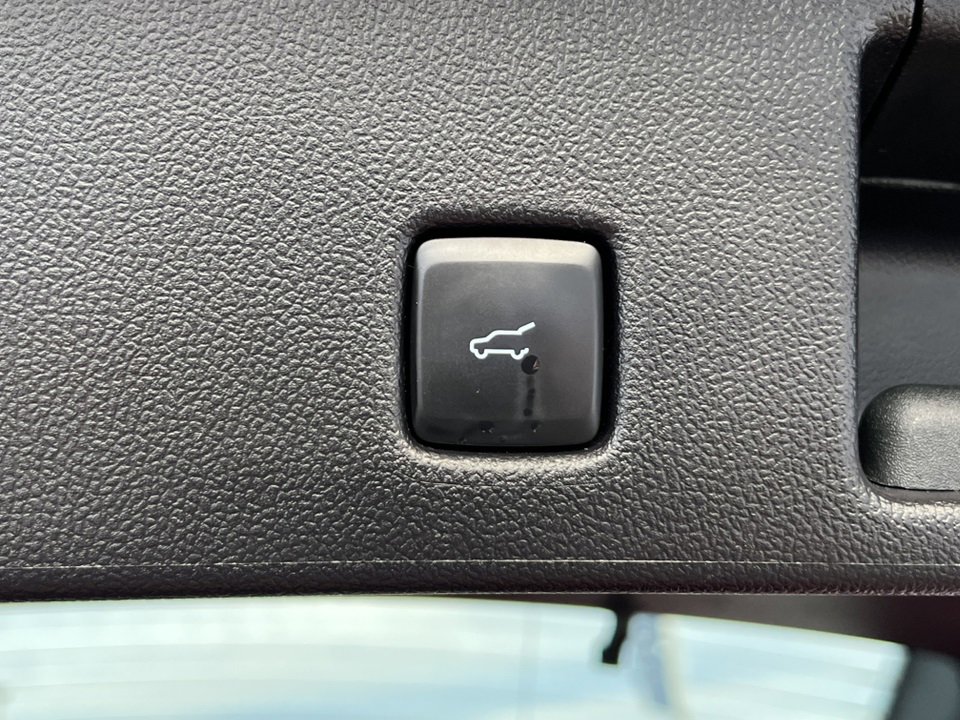 Certified 2023 Ford Escape ST-Line Select w/ Tech Pack #2 image 36