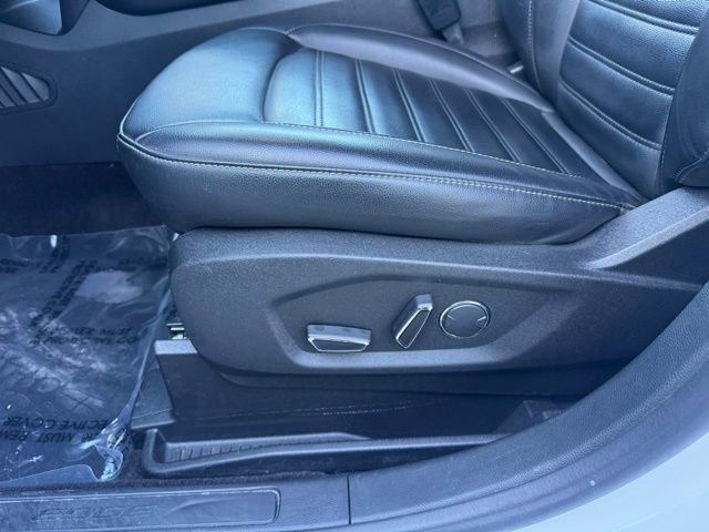 Certified 2019 Ford Edge SEL w/ Equipment Group 201A image 11