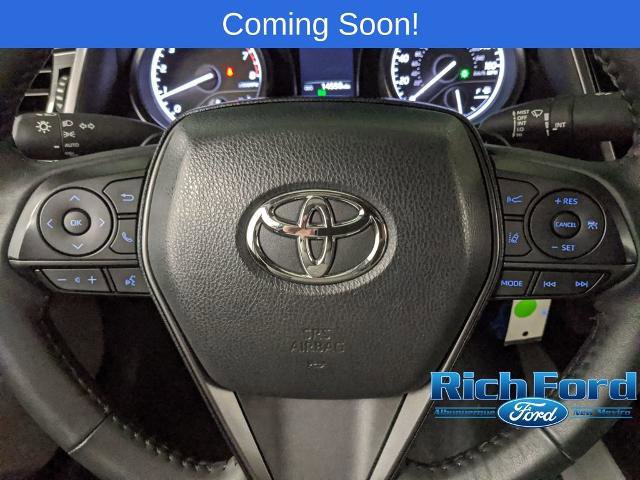 Used 2024 Toyota Camry SE image 11